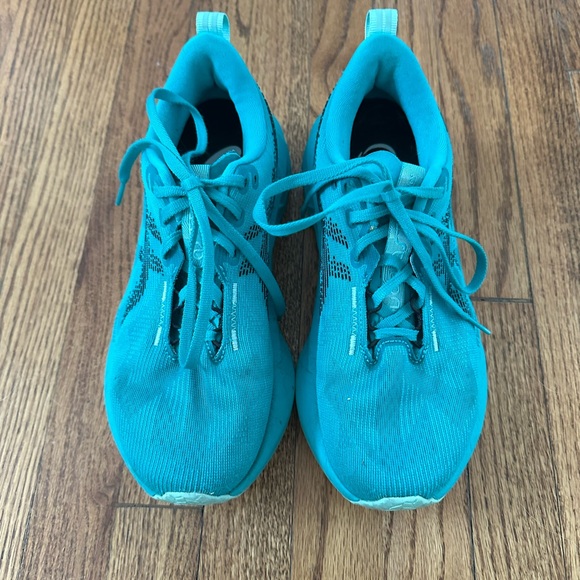 Asics Women's Novablast 5 Running Shoes - Size 7 (US) - Picture 5 of 9